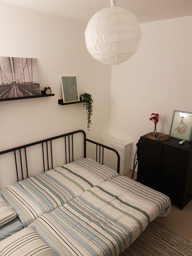 Private Bed/Bathroom In Netanya Exteriör bild