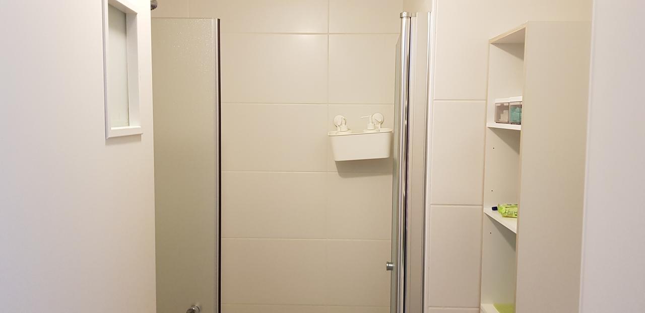 Private Bed/Bathroom In Netanya Exteriör bild